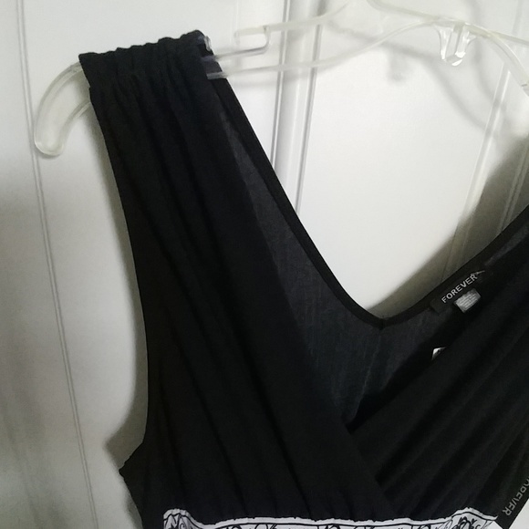 Forever boho maxi dress black white design L vneck - Picture 5 of 6